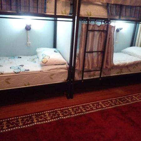 Hostel Aya Sofia Biškek Exteriér fotografie