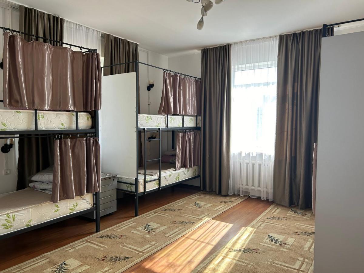 Hostel Aya Sofia Biškek Exteriér fotografie