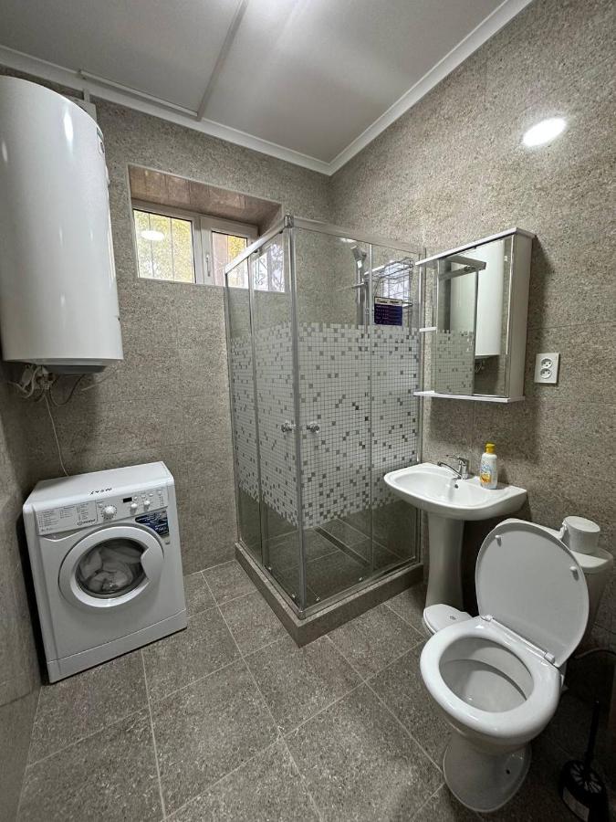 Hostel Aya Sofia Biškek Exteriér fotografie